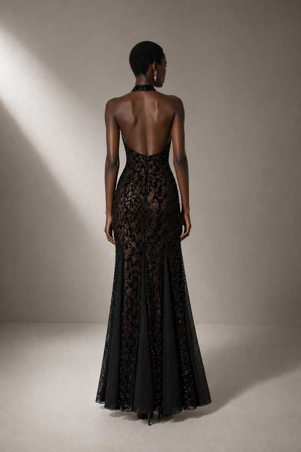 Abito Halter con Paillettes Calista